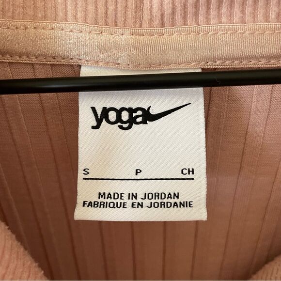 Nike Yoga Luxe Light Pink Ribbed Cover-Up - Size: Small - Picture 5 of 8